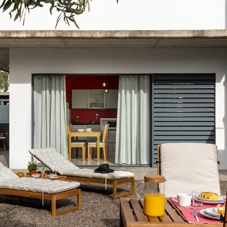 Girassol By An Island Villa *