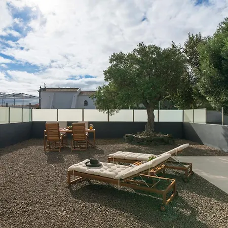 Girassol By An Island