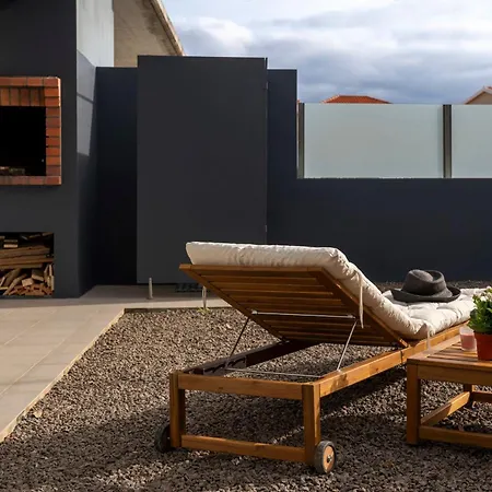 Girassol By An Island * Порту-Санту