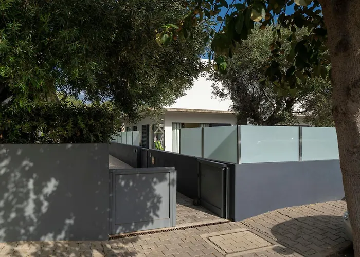 Villa Girassol By An Island *